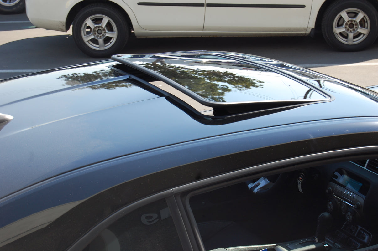 Signature Series 845 Sunroof – Signature Sunroofs